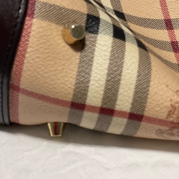 Authentic Burberry Handbag - Picture 3 of 11